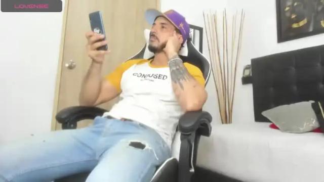 Image 4 of jhancarlos_ Stream on Chaturbate on 21 months ago