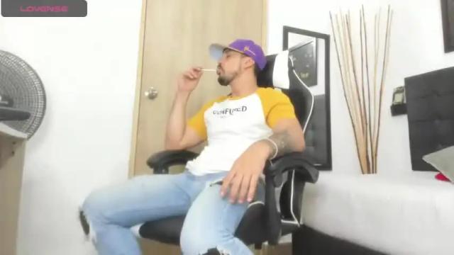 Thumbnail 3, jhancarlos_'s Stream at Chaturbate, 21 months ago
