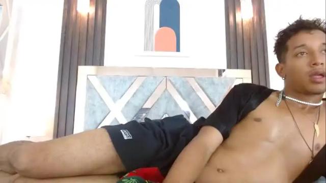 Image 8 of jhonathan_andmartin Stream on Chaturbate on 15 months ago