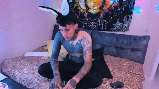 Image 4 of jhonny_ackerman Stream on Chaturbate on 15 months ago
