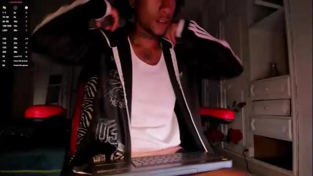 Image 2 of jhonymiller Stream on Chaturbate on 1 month ago