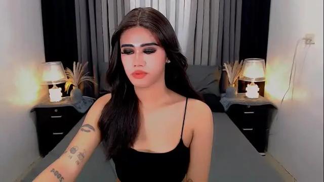 Image 4 of jhulianagrey Stream on Chaturbate on 3 months ago