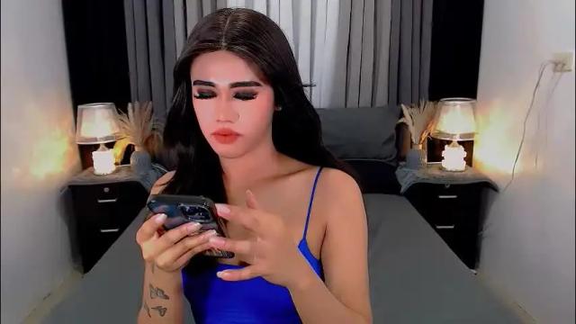 Image 6 of jhulianagrey Stream on Chaturbate on 2 months ago