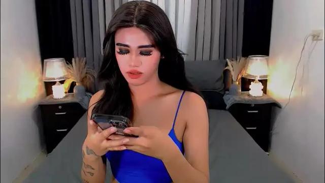 Image 8 of jhulianagrey Stream on Chaturbate on 2 months ago