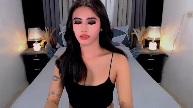 Image 12 of jhulianagrey Stream on Chaturbate on 2 months ago