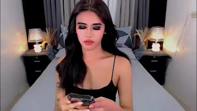 Image 8 of jhulianagrey Stream on Chaturbate on 2 months ago