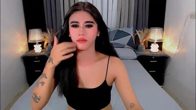 Image 12 of jhulianagrey Stream on Chaturbate on 2 months ago