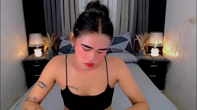Image 2 of jhulianagrey Stream on Chaturbate on 2 months ago