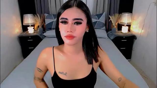 Image 4 of jhulianagrey Stream on Chaturbate on 2 months ago