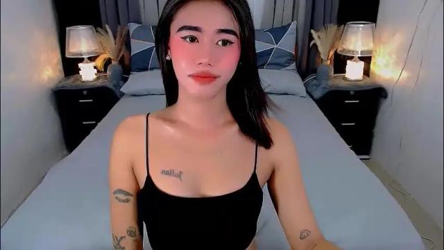 Image 3 of jhulianagrey Stream on Chaturbate on 2 months ago