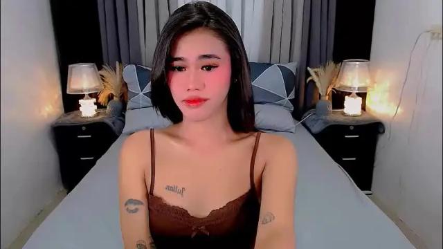 Image 11 of jhulianagrey Stream on Chaturbate on 1 month ago