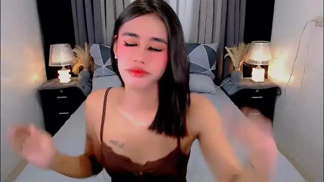 Image 2 of jhulianagrey Stream on Chaturbate on 1 month ago