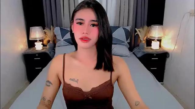 Image 7 of jhulianagrey Stream on Chaturbate on 1 month ago
