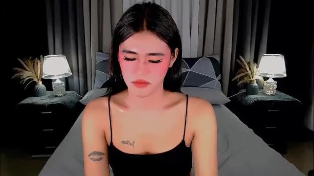 Image 2 of jhulianagrey Stream on Chaturbate on 1 month ago