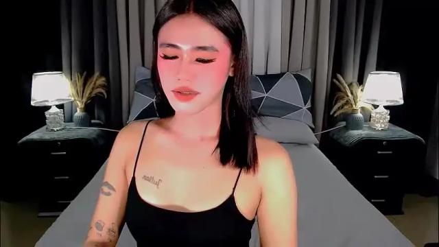 Image 12 of jhulianagrey Stream on Chaturbate on 1 month ago