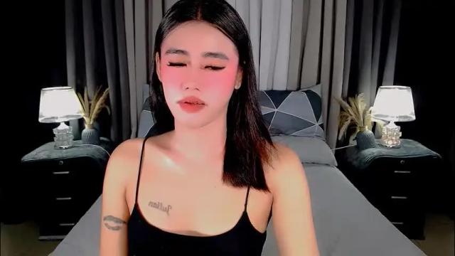 Image 2 of jhulianagrey Stream on Chaturbate on 26 days ago