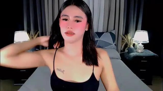 Image 6 of jhulianagrey Stream on Chaturbate on 26 days ago