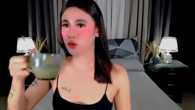Image 7 of jhulianagrey Stream on Chaturbate on 26 days ago