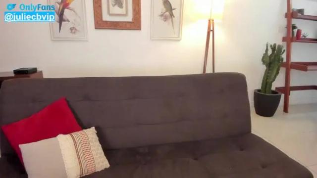 Image 10 of jhulysex Stream on Chaturbate on 17 months ago