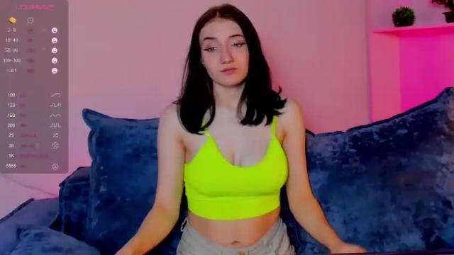 Image 11 of jia_berry Stream on Chaturbate on 16 months ago