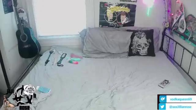 Image 8 of jillian_rose Stream on Chaturbate on 14 months ago