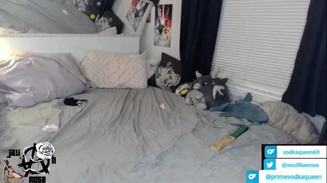 Image 7 of jillian_rose Stream on Chaturbate on 4 months ago