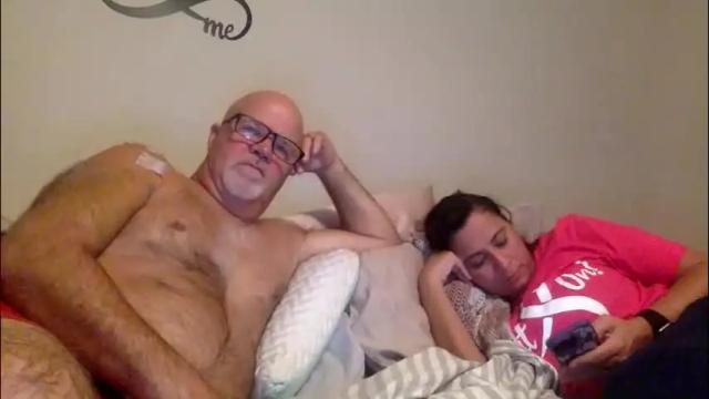 Image 3 of jimandtiff Stream on Chaturbate on 4 days ago
