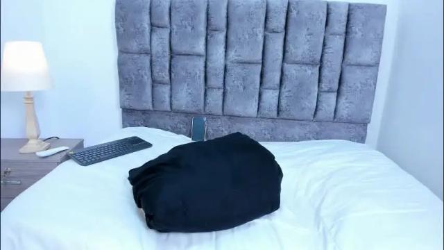 Image 6 of jimena_b Stream on Chaturbate on 5 months ago