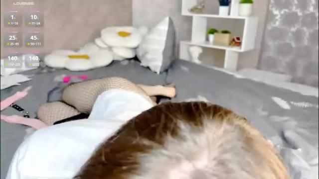 Image 3 of jinny_garland Stream on Chaturbate on 2 months ago