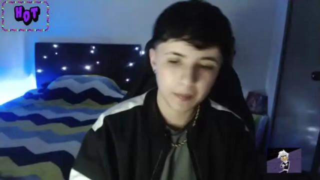 Image 12 of jinxx_19 Stream on Chaturbate on 18 months ago