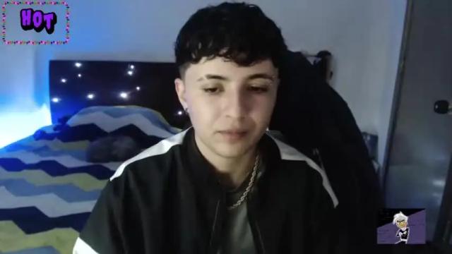 Image 7 of jinxx_19 Stream on Chaturbate on 18 months ago