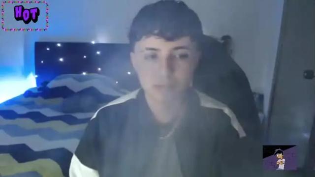 Image 8 of jinxx_19 Stream on Chaturbate on 18 months ago