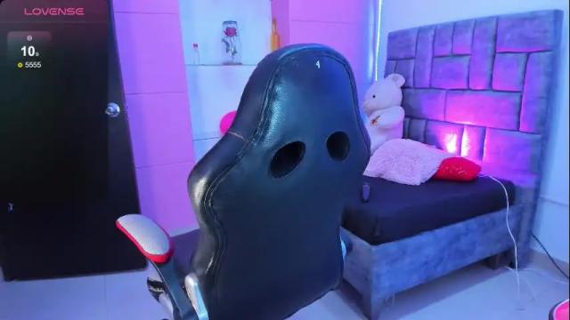 Image 4 of jisoo__ Stream on Chaturbate on 1 month ago