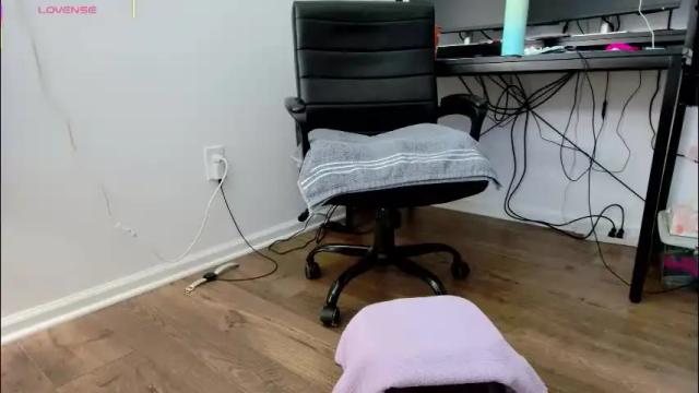 Image 6 of jjjust4fun1985 Stream on Chaturbate on 1 month ago