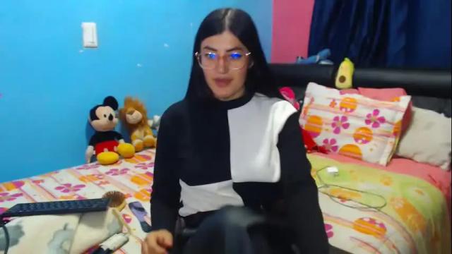 Image 2 of jjodie__ Stream on Chaturbate on 1 month ago