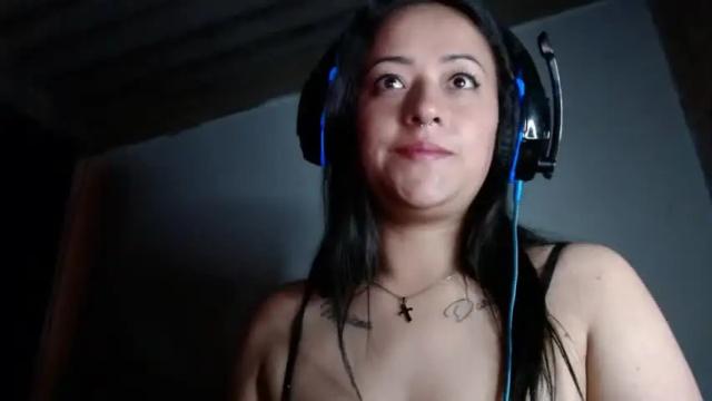 Image 8 of jjulietha95 Stream on Chaturbate on 17 months ago