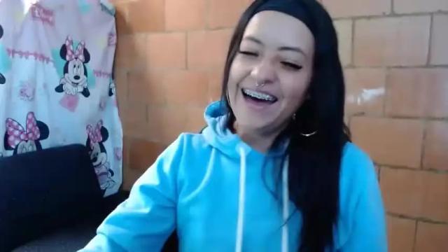 Image 3 of jjulietha95 Stream on Chaturbate on 15 months ago