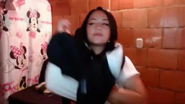 Image 11 of jjulietha95 Stream on Chaturbate on 15 months ago