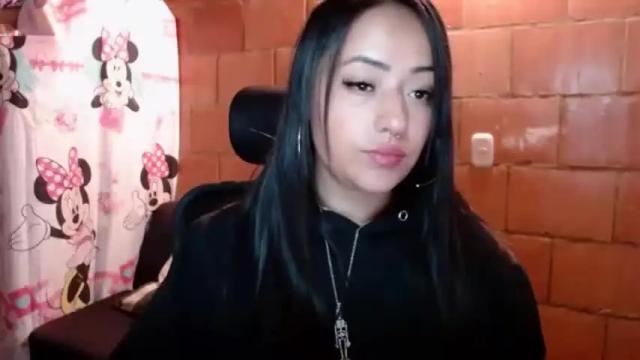 Image 3 of jjulietha95 Stream on Chaturbate on 15 months ago