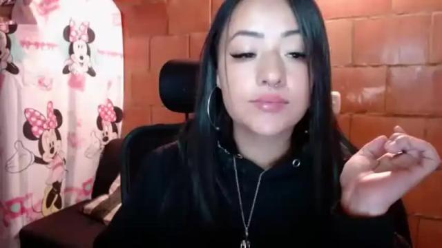 Image 4 of jjulietha95 Stream on Chaturbate on 15 months ago