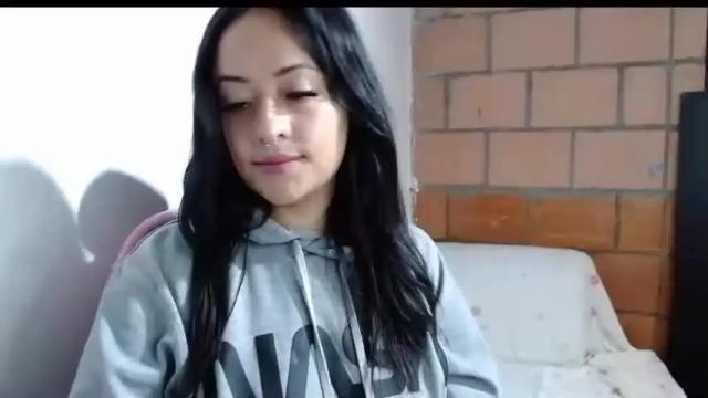 Image 7 of jjulietha95 Stream on Chaturbate on 15 months ago