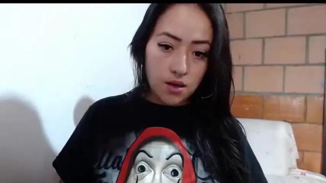 Image 2 of jjulietha95 Stream on Chaturbate on 15 months ago