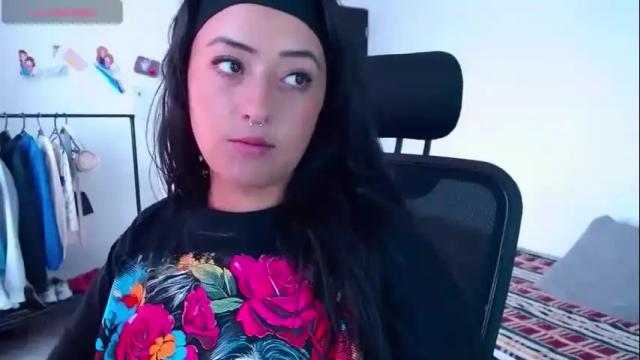 Image 7 of jjulietha95 Stream on Chaturbate on 2 months ago