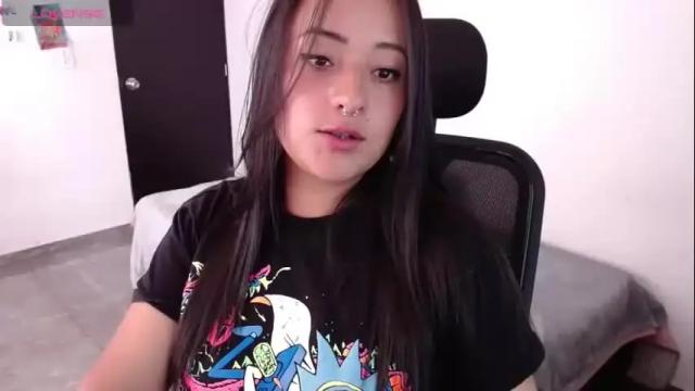 Image 2 of jjulietha95 Stream on Chaturbate on 1 month ago