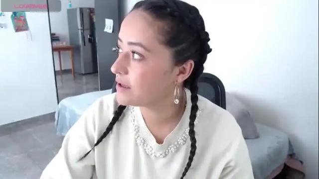 Image 7 of jjulietha95 Stream on Chaturbate on 1 month ago