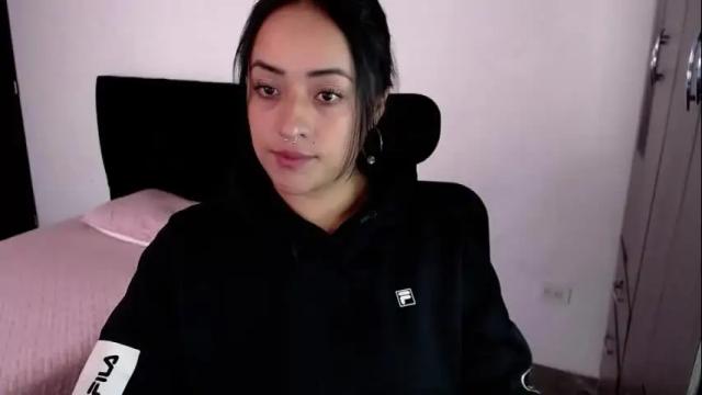 Image 6 of jjulietha95 Stream on Chaturbate on 4 days ago
