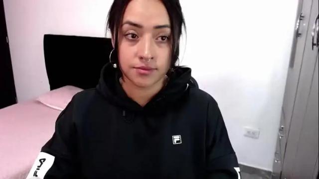 Image 7 of jjulietha95 Stream on Chaturbate on 4 days ago
