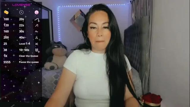 Image 4 of jloveers Stream on Chaturbate on 3 months ago