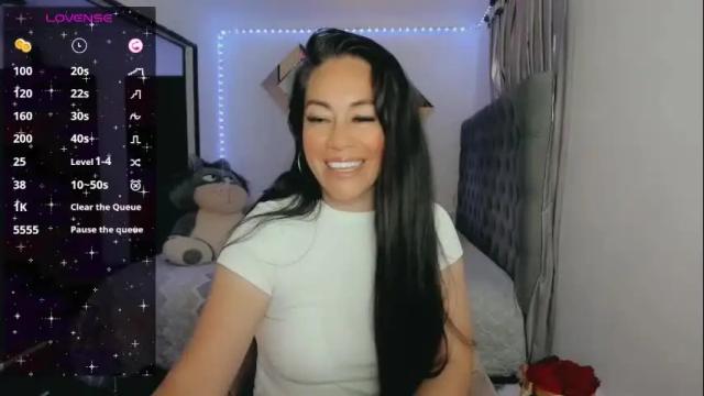Image 7 of jloveers Stream on Chaturbate on 3 months ago