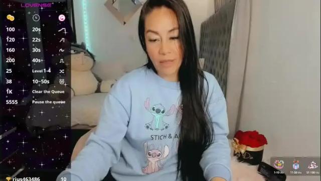 Image 7 of jloveers Stream on Chaturbate on 2 months ago